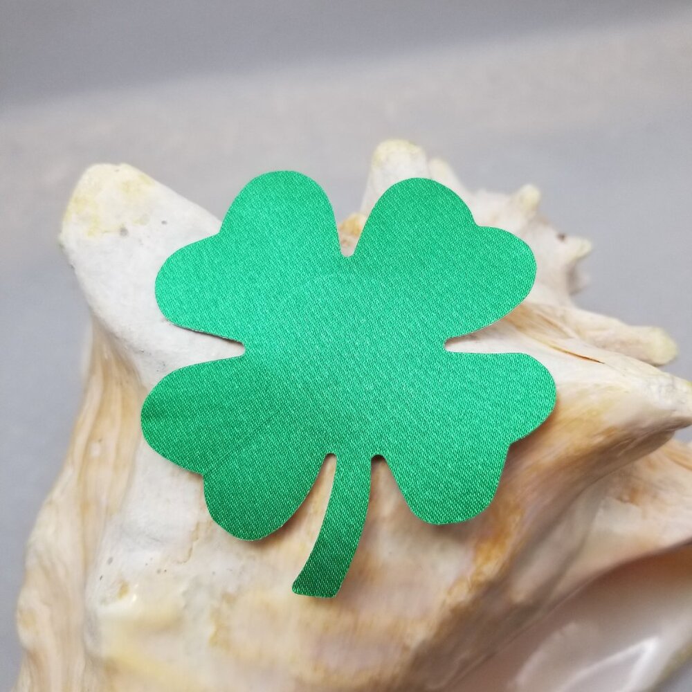 Pair of green shamrock pasties sexy nipple covers soft NWT peel off back